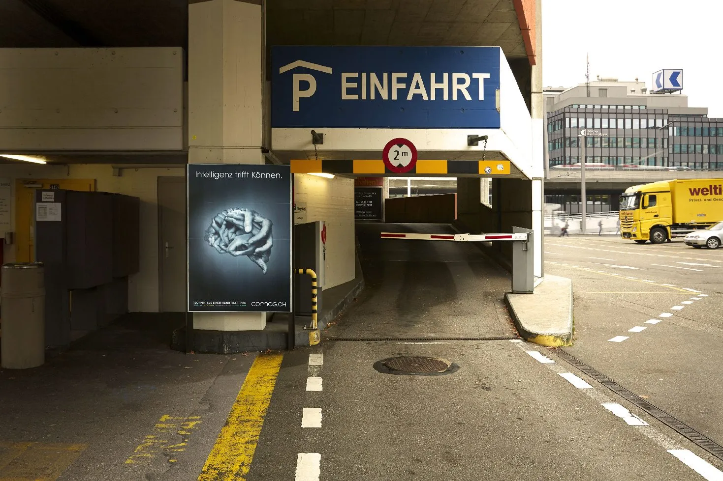 Es werde Licht — visual 6
